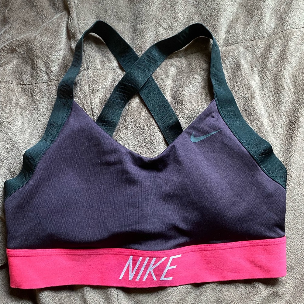 Nike dri-fit sports bra